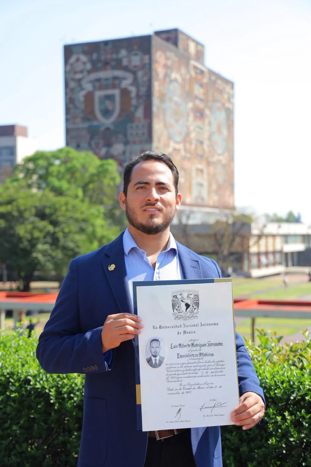 Dr. Luis Alberto Rodríguez Hernández, especialista en neurocirugía en la Ciudad de México